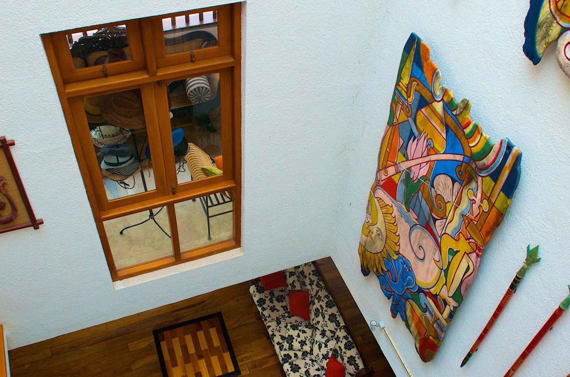 Yoho Home Away Home Канди Экстерьер фото